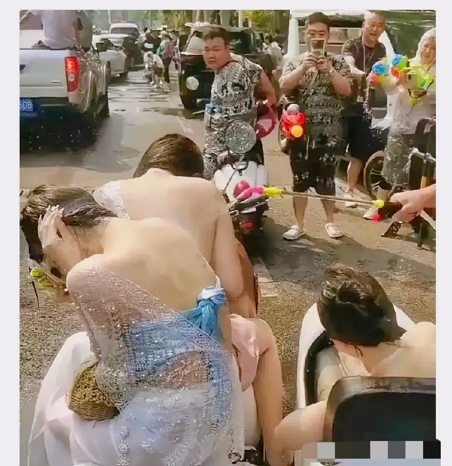 西双版纳泼水节彻底变味！官方重拳介入，这泼出去的哪里是祝福水，分明是毁了民俗的浑