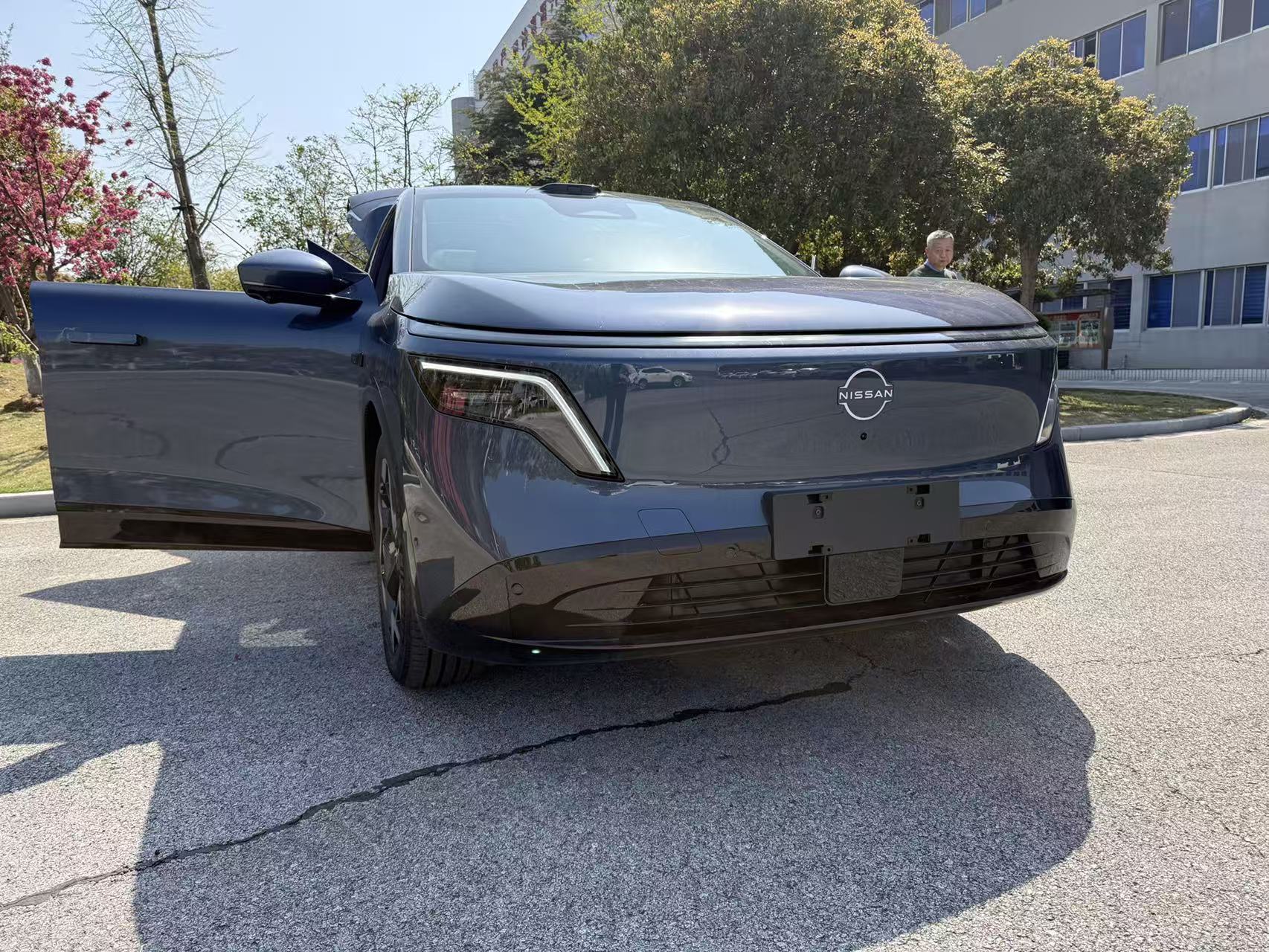 这次试驾完日产NX8，让我感受到家用车该有的均衡与踏实。外观大气沉稳，而且非常耐