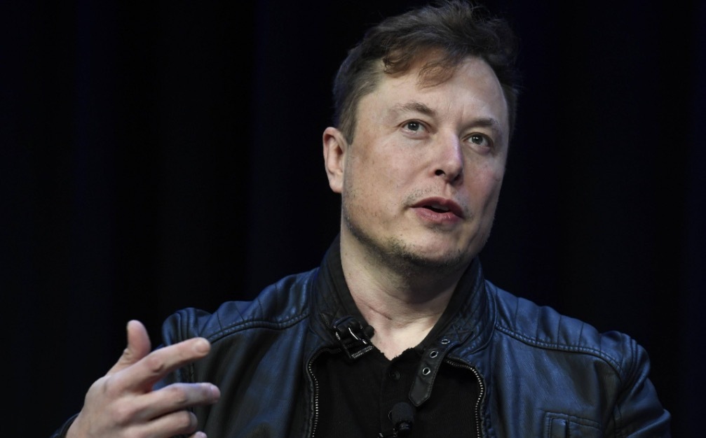 马斯克身家7446亿美元稳居全球首富, 领先佩奇近5000亿
