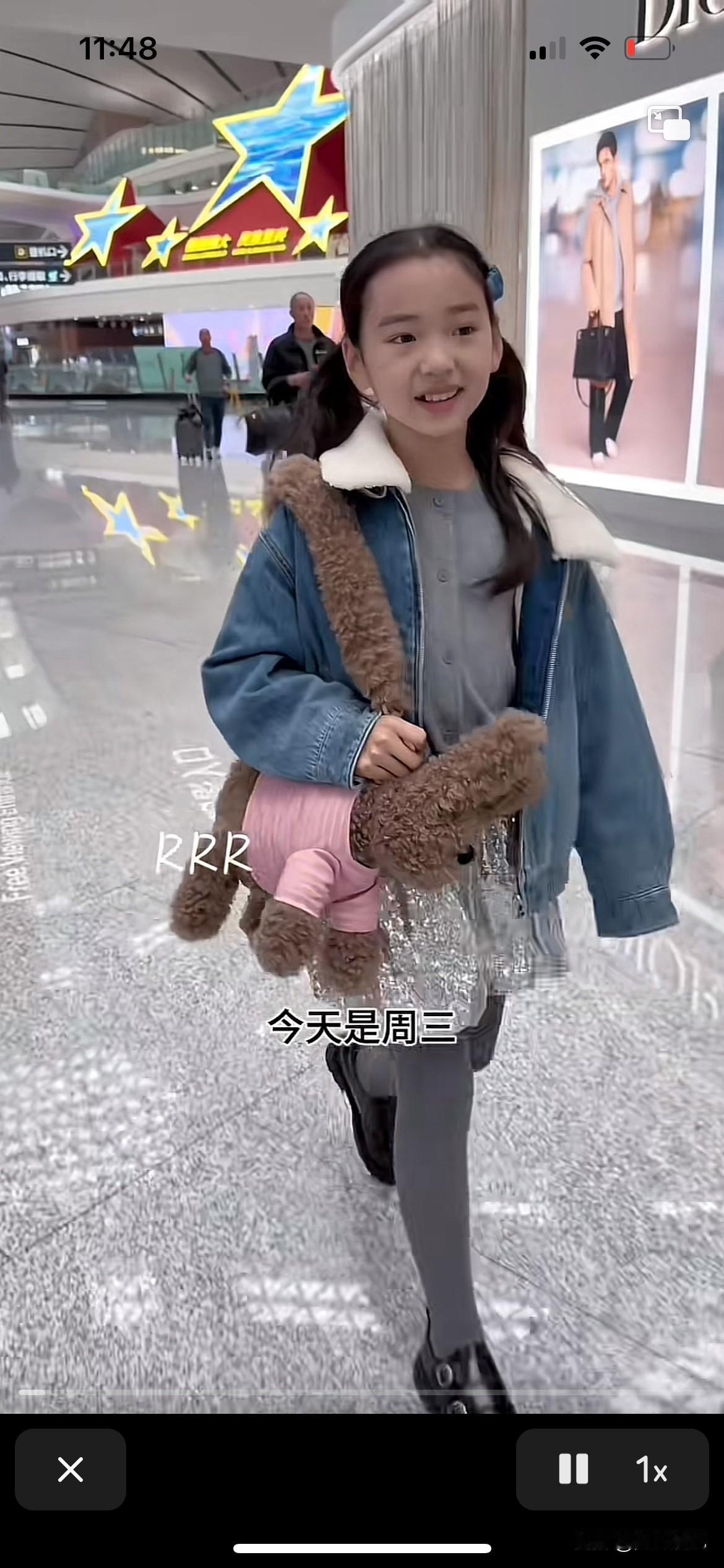 很多人担心董璇的女儿天天这样子，会不会影响到学习的，其实大家没有必要担心她的学习