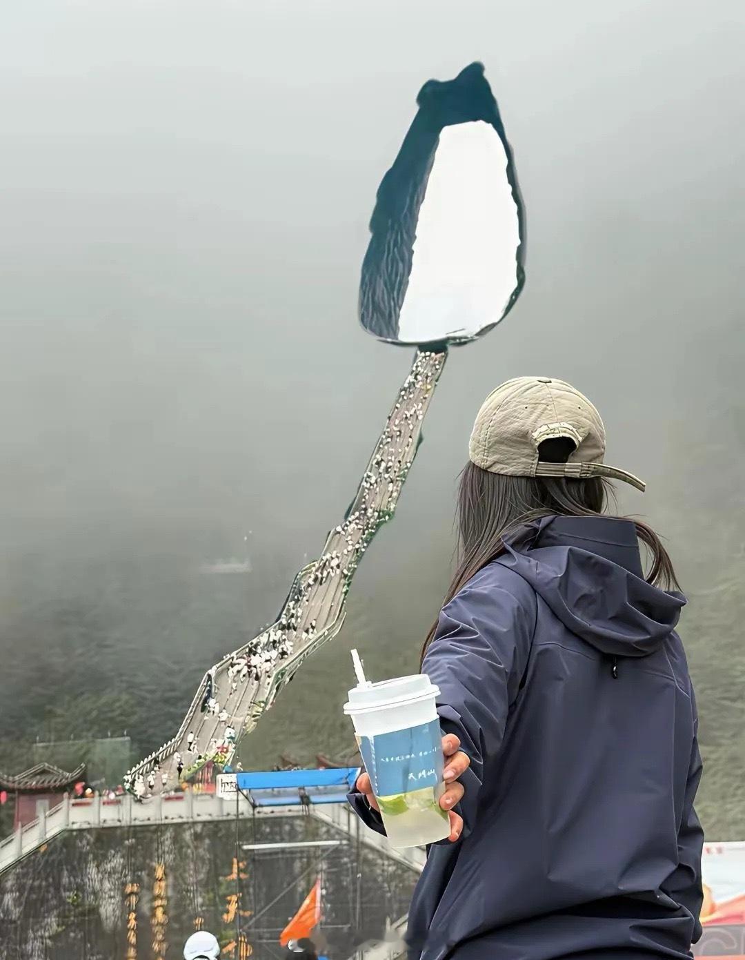 家人们，猜猜这是哪个地方呢？