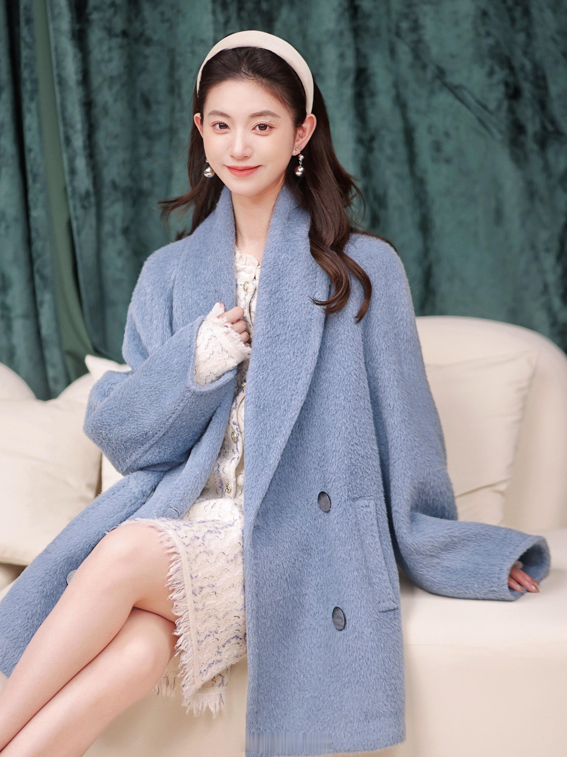 温柔清冷优雅暖和！还得是苏力大衣啊～100羊驼毛+100铜氨里从内到外的舒服贵气