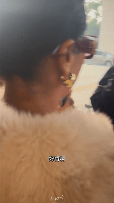 吉克隽逸我哪有衢州鸭头香吉克隽逸：我哪有衢州鸭头香哈哈哈哈哈哈，是不是说完下