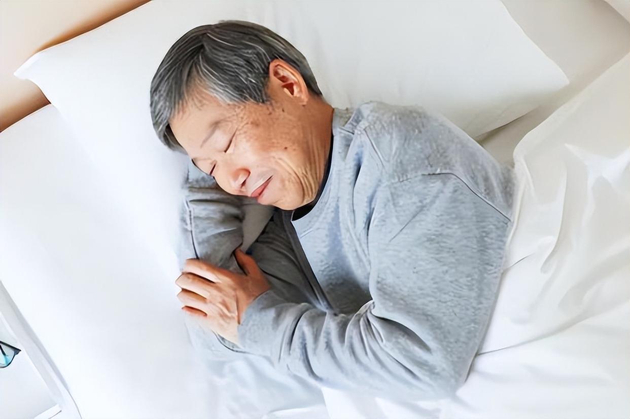 午睡可能影响寿命！再三提醒：过了60岁，午睡“3不要”得牢记！72岁的张大