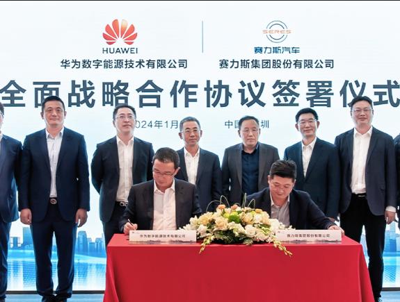 最近汽车圈炸了个大雷，华为和赛力斯“分家”了。问界的产品、营销、渠道、服务，全