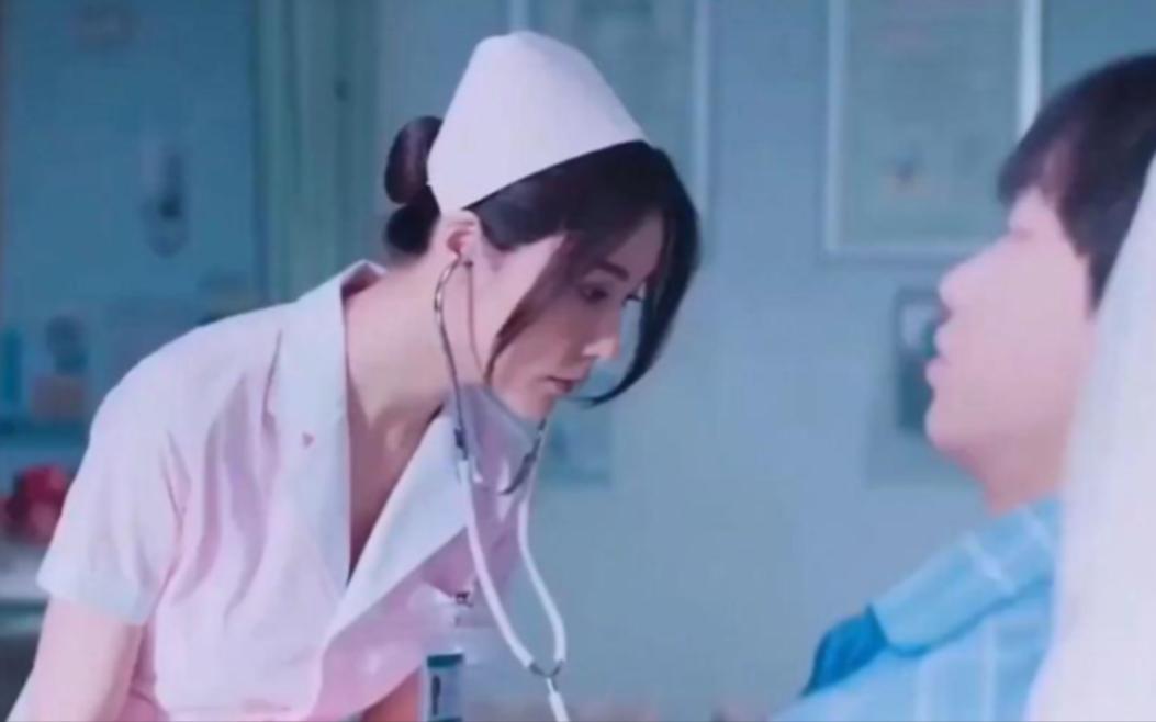 一名男大学生每月去医院捐精多次，直到护士悄悄塞给他一张纸条，才发现了医院不敢说的