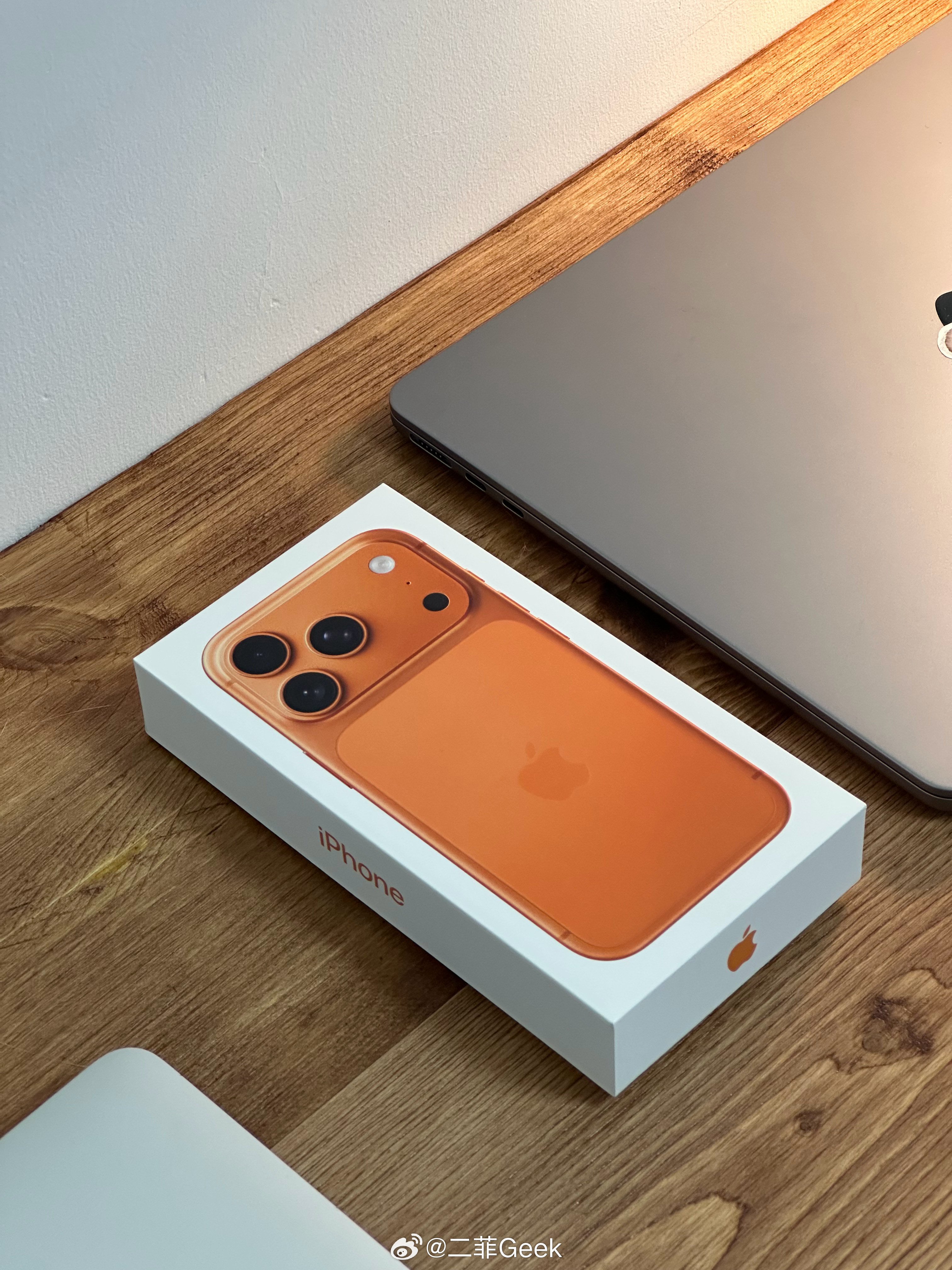 iPhone17发布后16的反向操作拿到17Pro第二天就把旧iPhone出了回