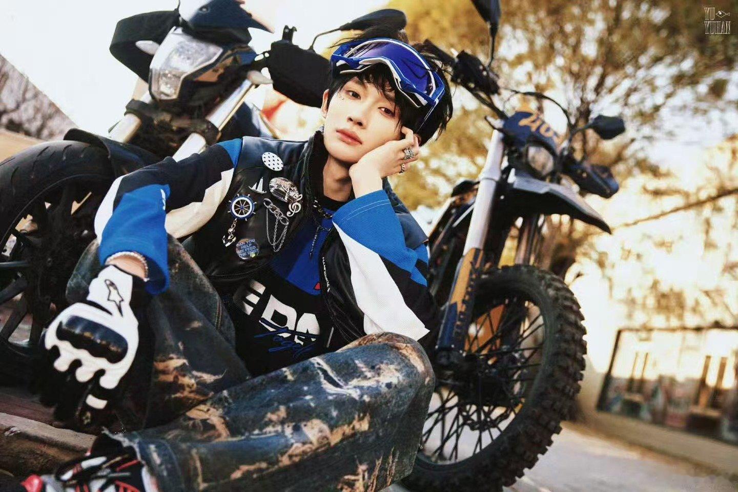 19岁生日快乐！?全新生日写真幕后碎片惊喜释出，记录下成长路上的又一个闪光时刻