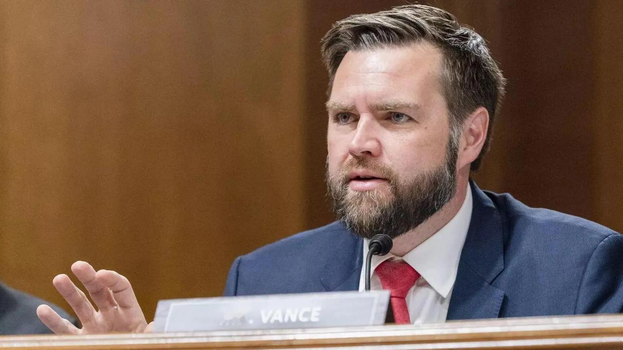 美国白宫正式宣布2026年4月19日，美国白宫突然宣布副总统万斯将前往巴基斯坦