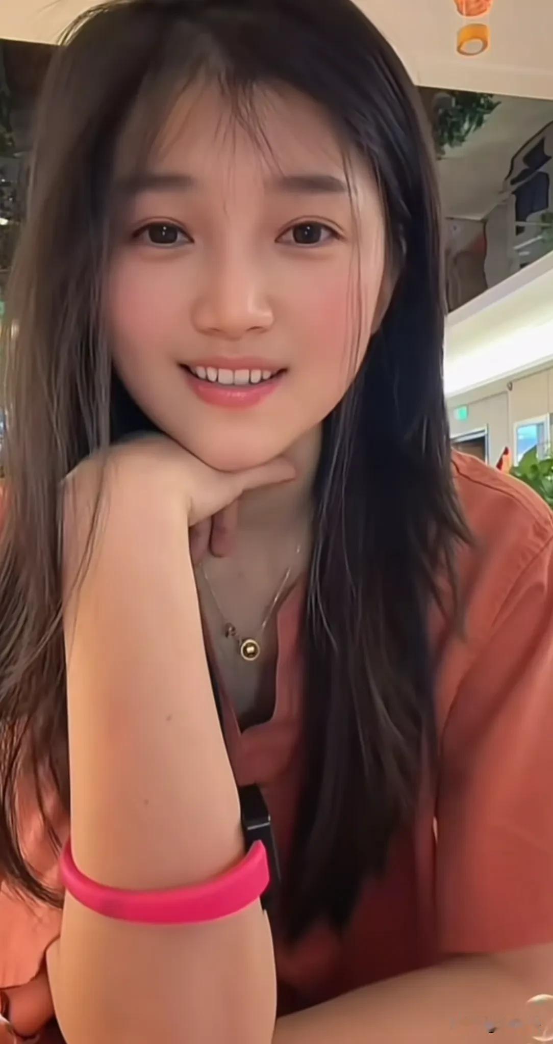 白里透红与众不同。