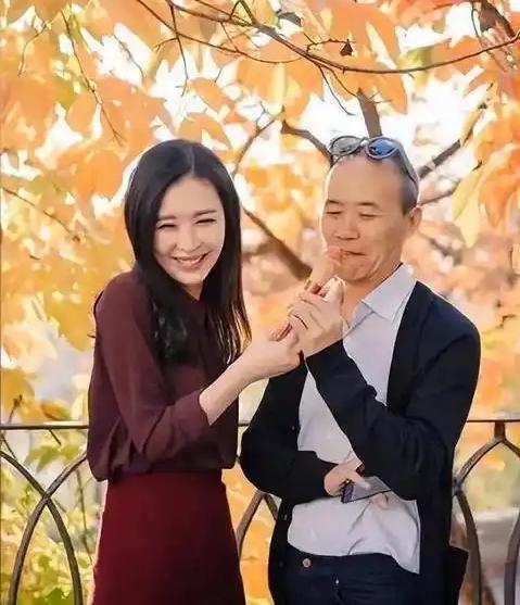 七十岁再出发的王石：不是所有重来都能翻盘从万科退场的王石，没选择含饴弄孙的