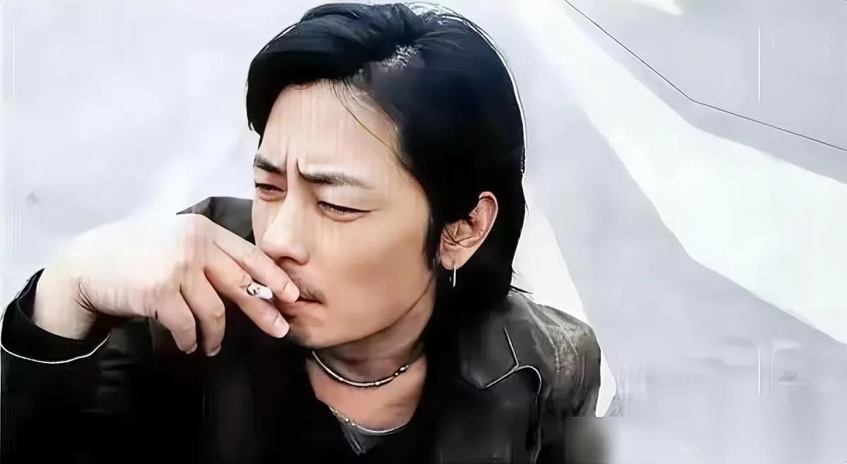 丁太升又开炮了这次对准华晨宇你敢信他说华晨宇唱歌像跳大神？我特意翻了