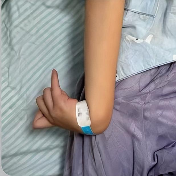 偏瘫肌张力高还能降下来吗？能！但这条路你得走对一，手法要专业像肌张力高了，