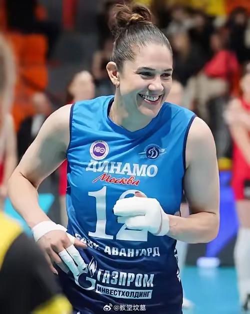 毕竟是巴西娜婶一直维系着天津女排的冠军底蕴，战胜北京女排她个人独得26分，比赛才