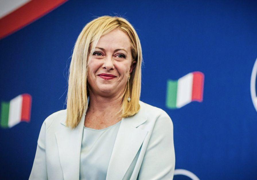 意大利总理梅洛尼说：“我指责以色列越过红线，我谴责对巴勒斯坦平民的屠杀，并且意大