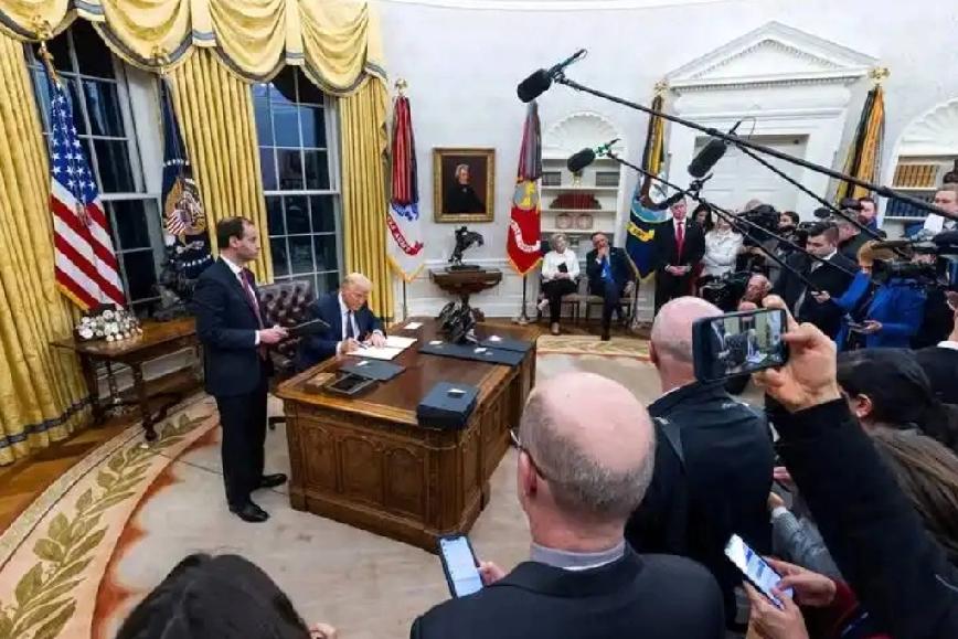 12月11日，美国军事网站《防务一号》报道:“上周，美国发布新版国家安全战略非机