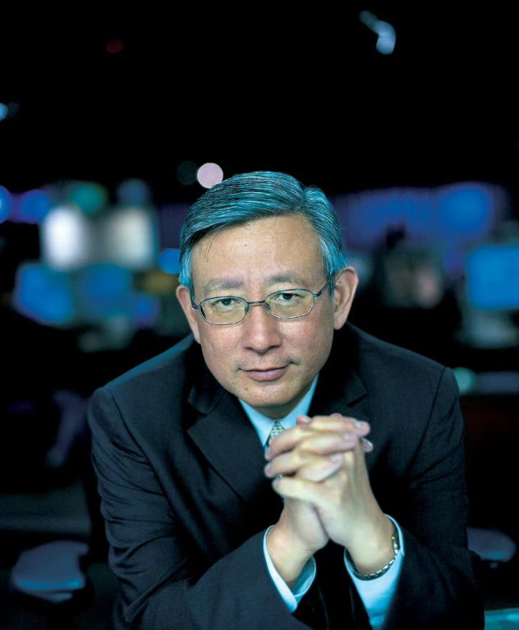 曹景行竟然已经去世了。有网友去扫墓，发现了一块非常有特色的墓碑，整体是透明的