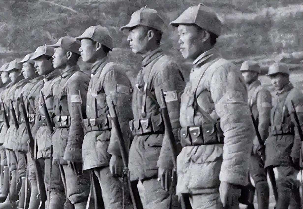 1939年，800名日军将21名八路军战士团团围住，他们手里只有一杆步枪，却在日