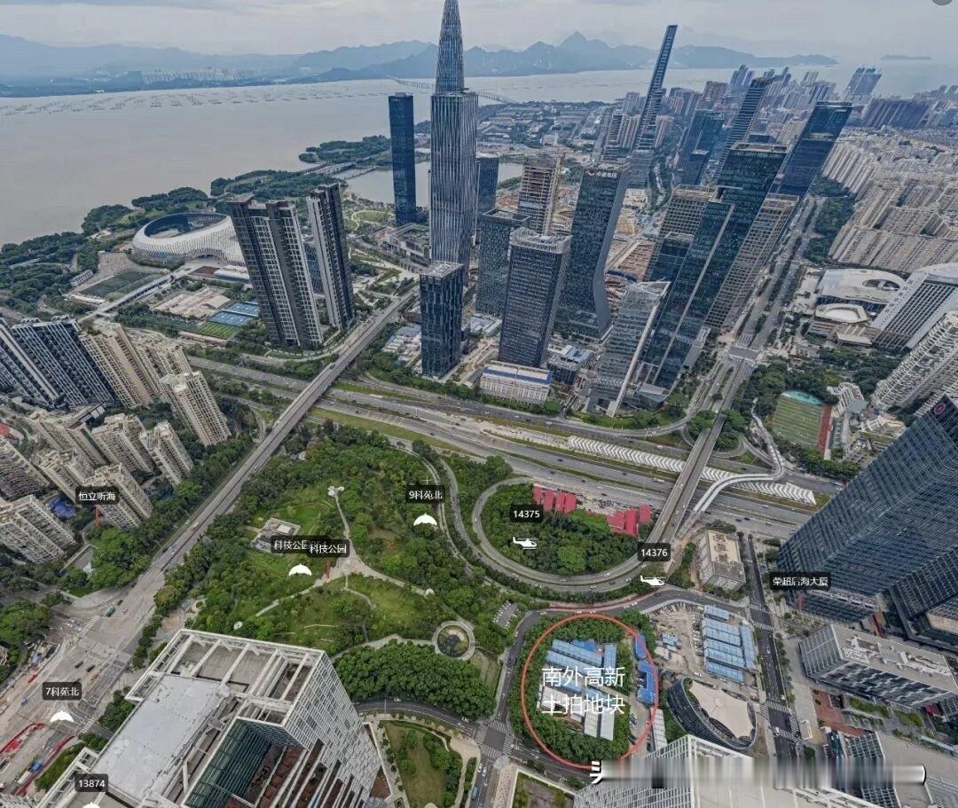 深圳拍出楼面价108700元/㎡！售价是多少呢？这个地块1.4万平。土地总价