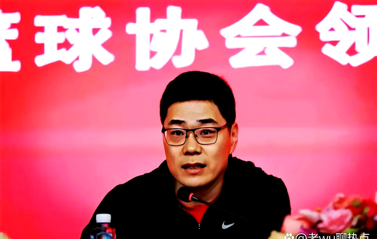 广东输球，钱是原罪？山西队在季后赛把卫冕冠军广东队打了个措手不及，两场下