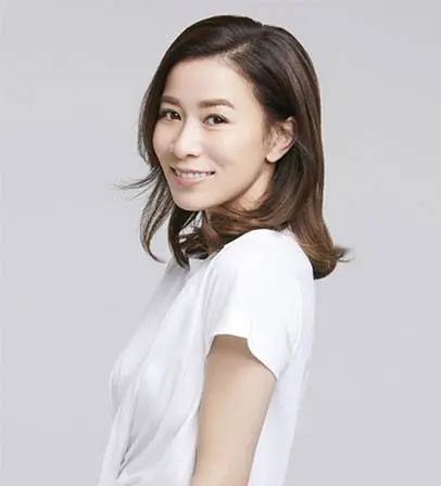 “在内地，你觉得自己定位为几线？”主持人向佘诗曼抛出了一个极刁钻的问题，她却给出