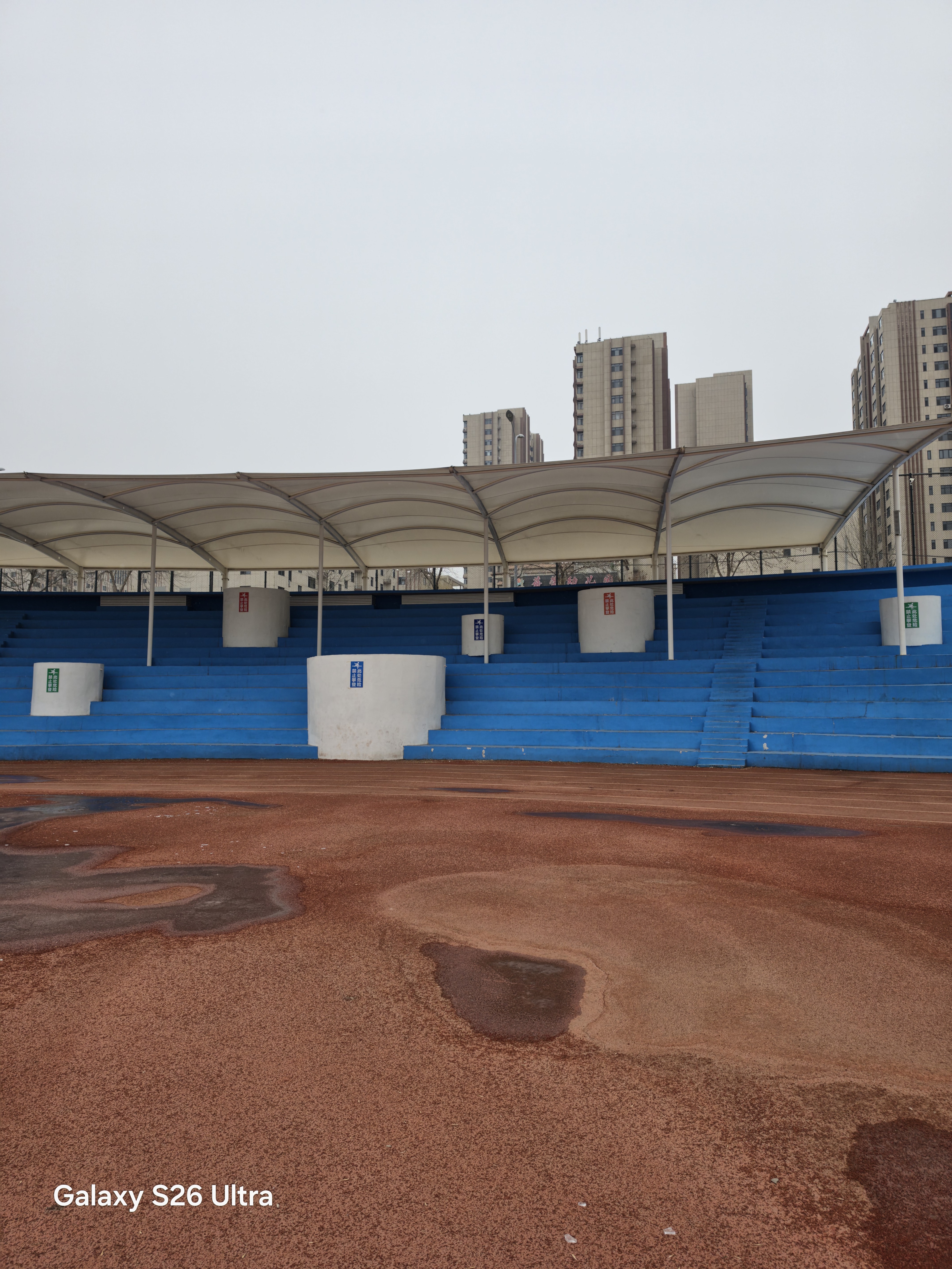 GalaxyS25Ultra，HP2F1.7光圈，GalaxyS26U