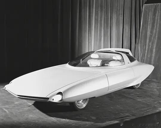 1965年，丰田EXDream概念车。