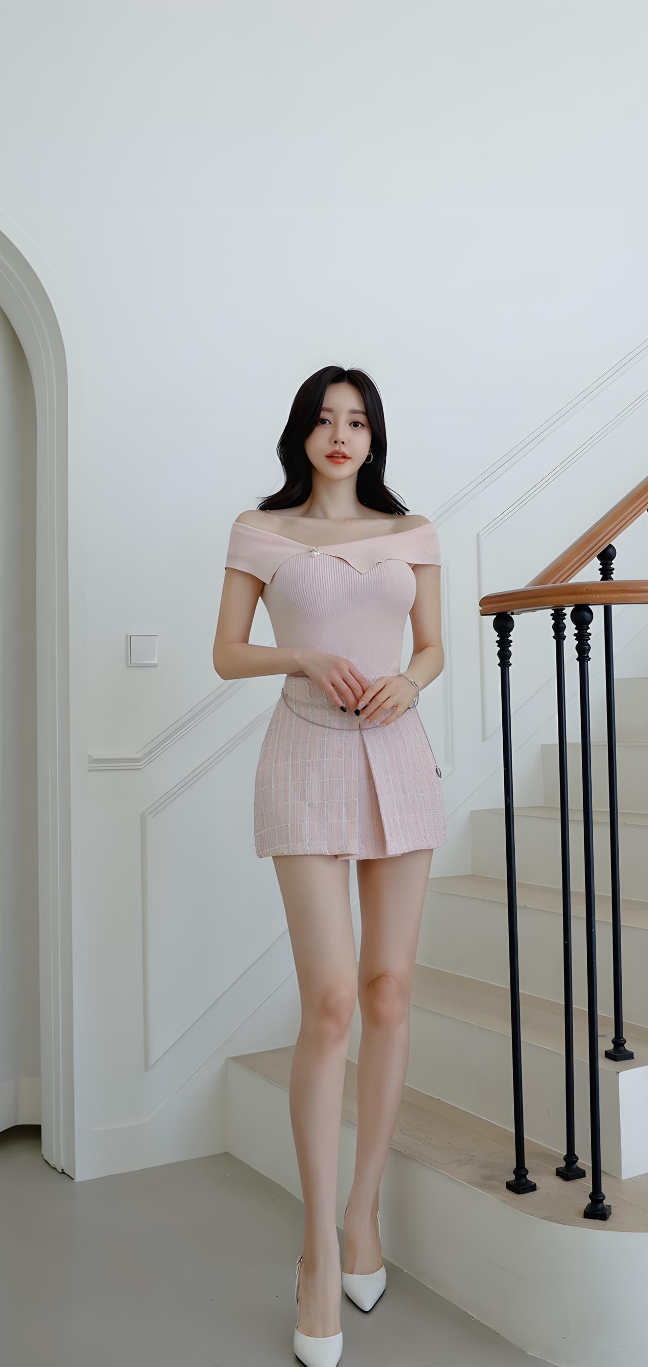 优雅粉裙穿搭，尽显甜美气质！