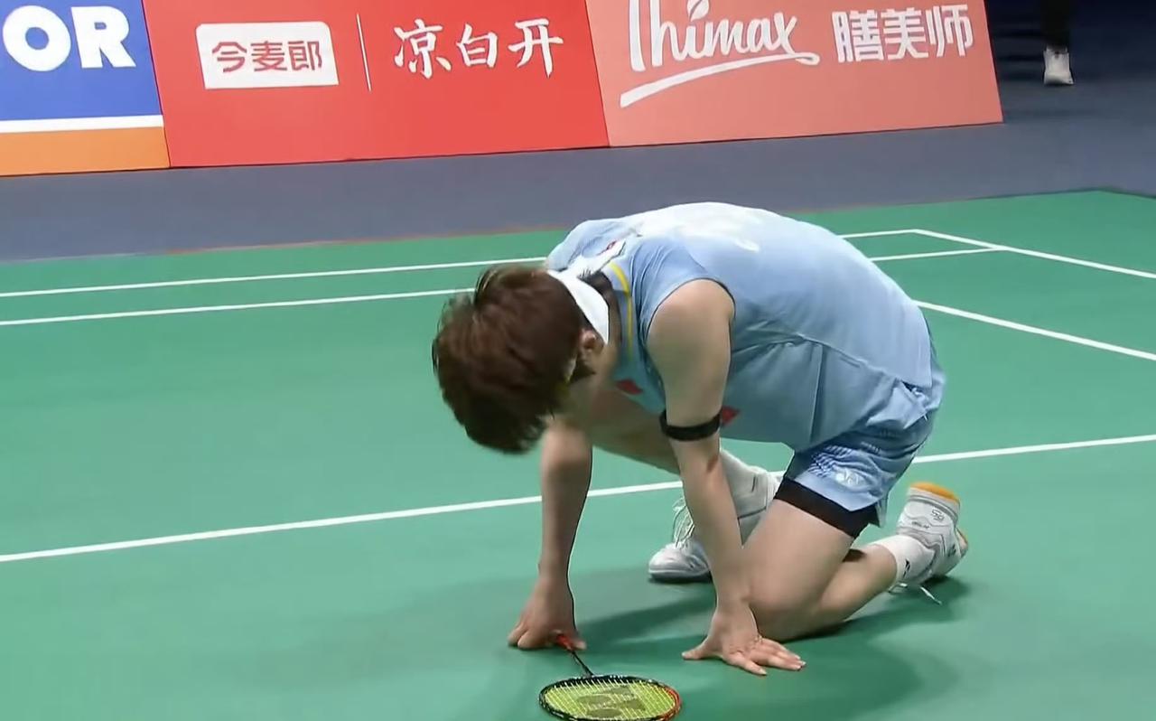 太遗憾了！决胜局未能顶住，王祉怡不敌安洗莹，获亚锦赛亚军。安洗莹的确非常厉害