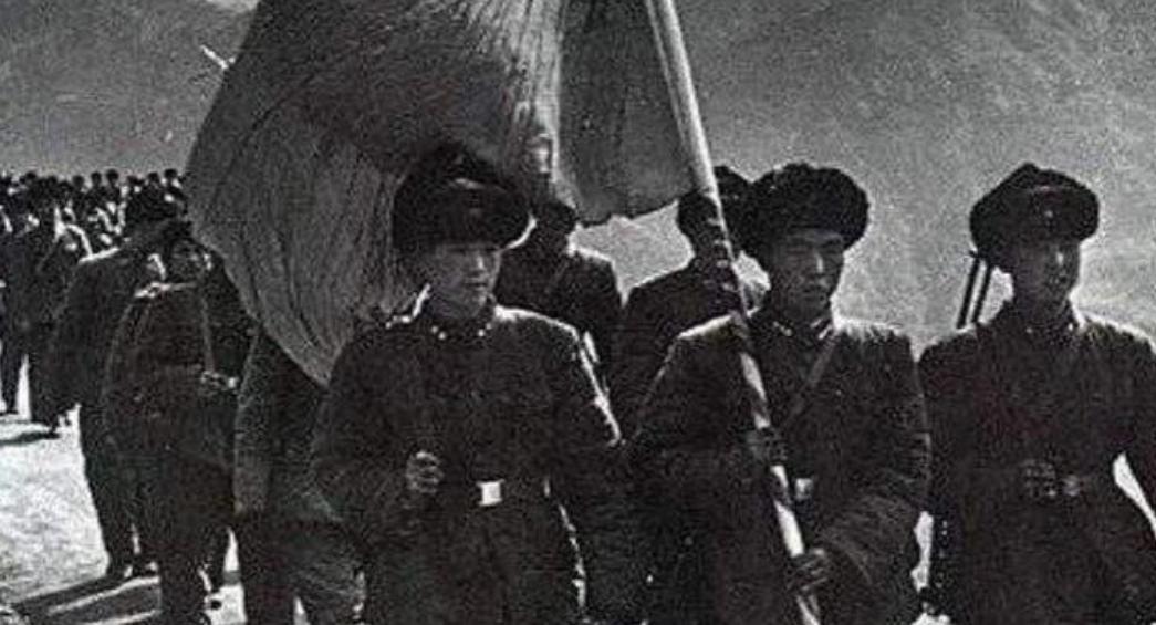 中印边境冲突当中，从一些小事上就可以看出我军将士的整体战备素质！据休假的战士说，