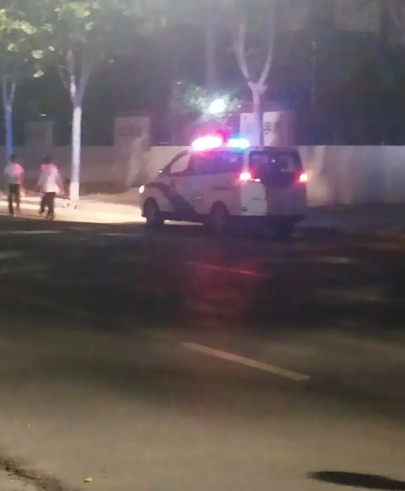 通知书没来，110来了！上午听小区人议论说，昨晚小区一家在凌晨查到孩子高考成绩