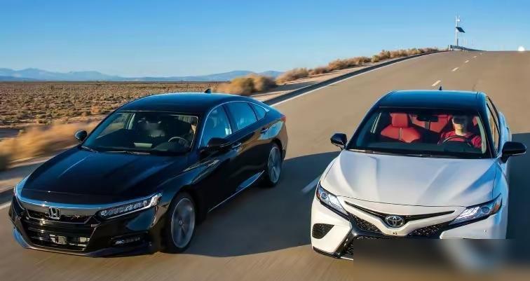 丰田和本田就不是一个级别的公司，别看国内并称为两田。咱们就说最直观的销量——20