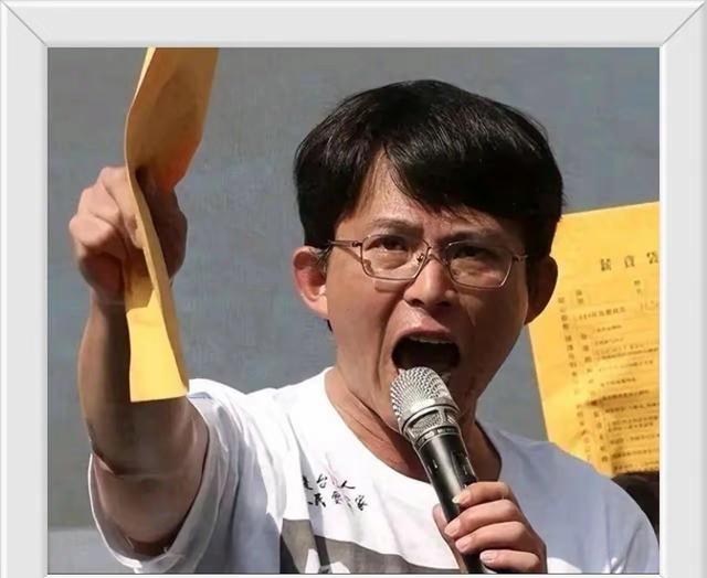 战斗力“爆表”的民众党主席黄国昌，被柯文哲架空操弄后沉默不语战斗力“爆表”的民众