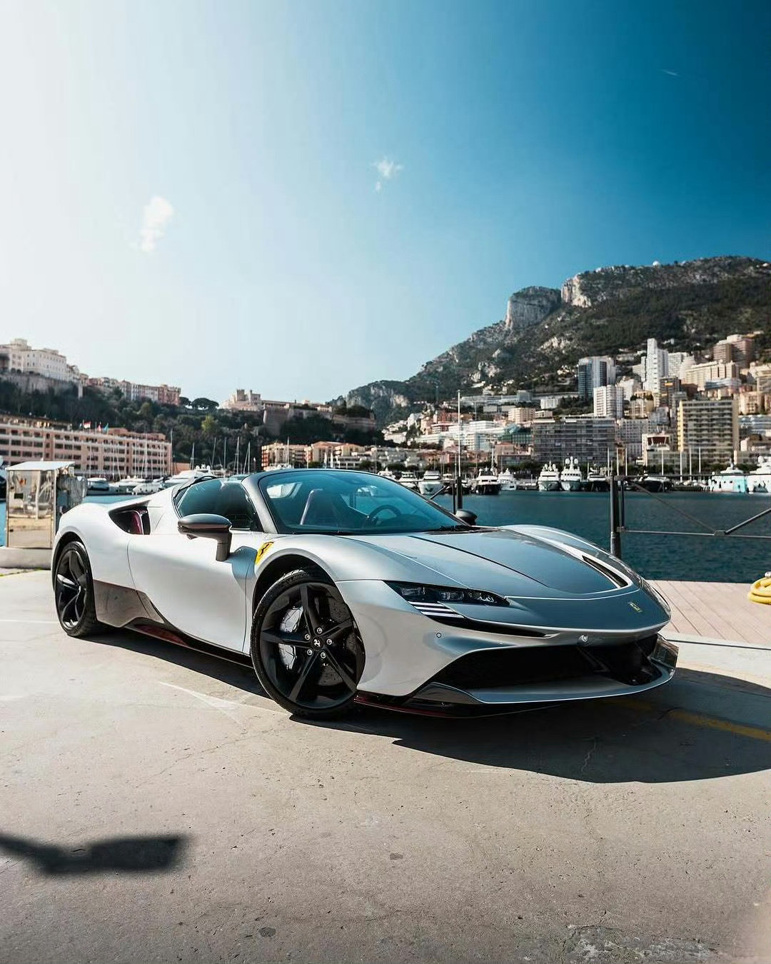 法拉利SF90Spider​​​