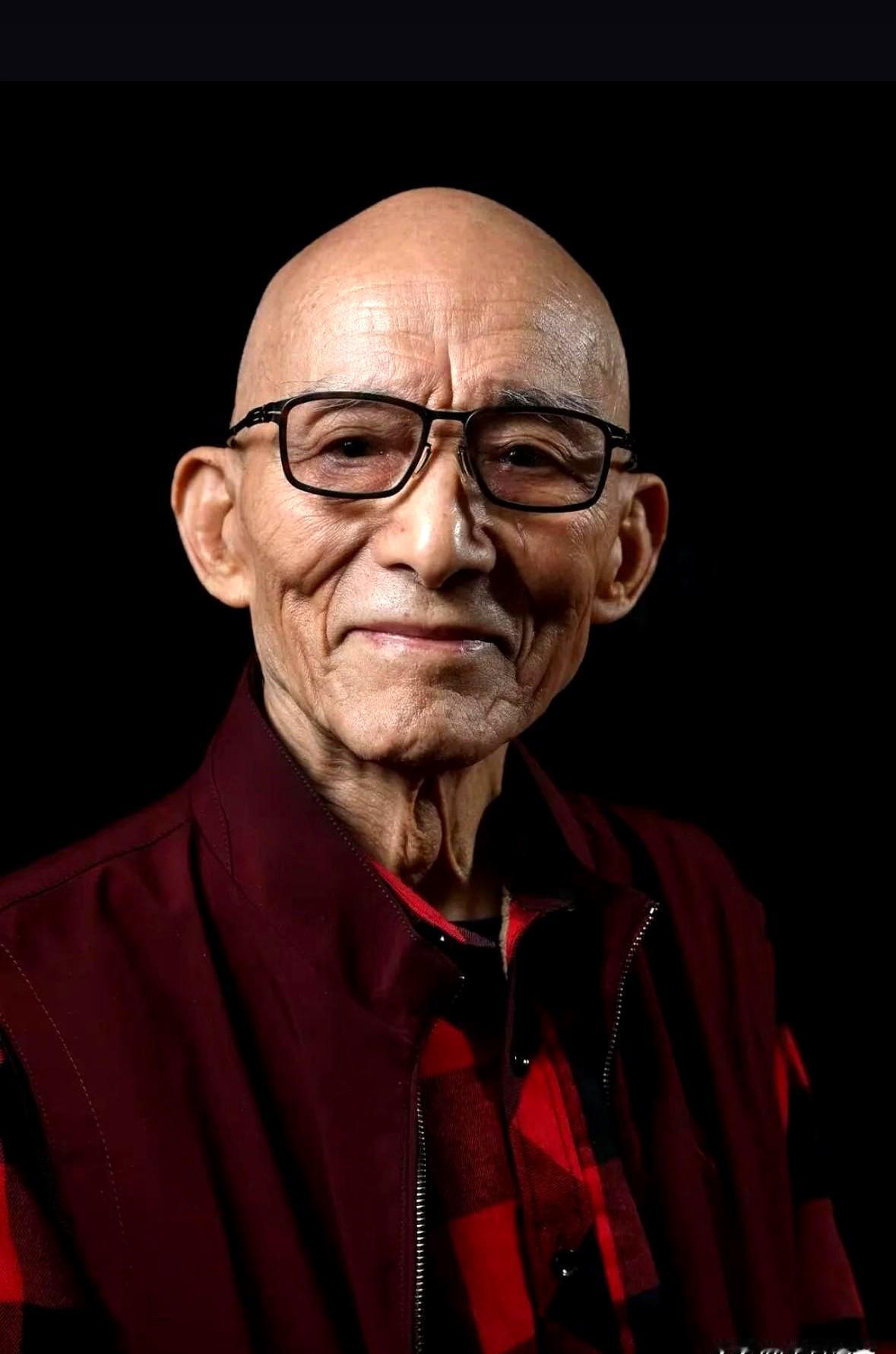 游本昌老爷子走了，92岁，睡梦中走的，女儿说最后一句是“我很舒服”。看到这儿愣