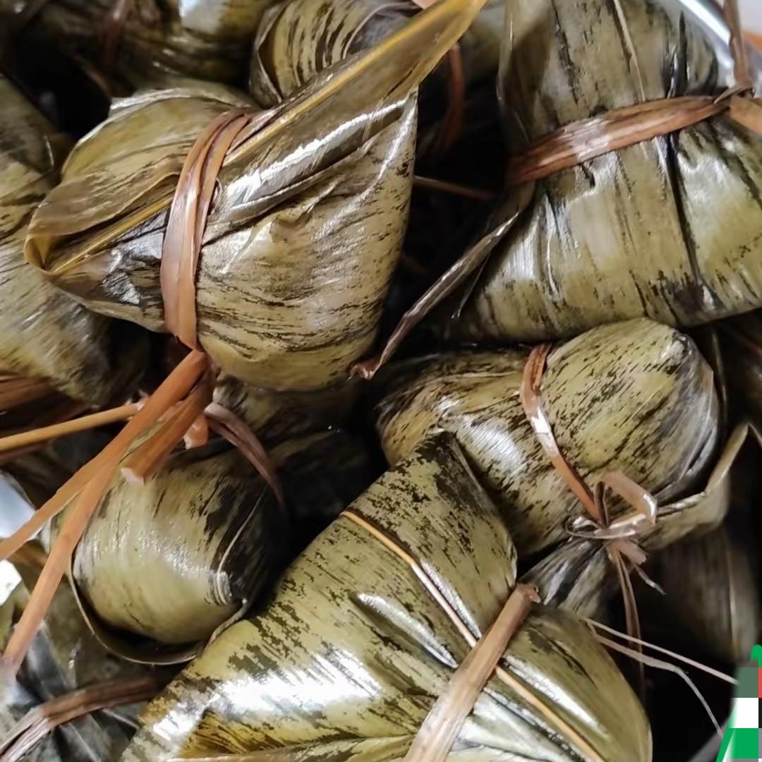 婆婆亲手包的粽子送邻居，转头竟被扔进垃圾桶，看完心里五味杂陈婆婆自己包的粽