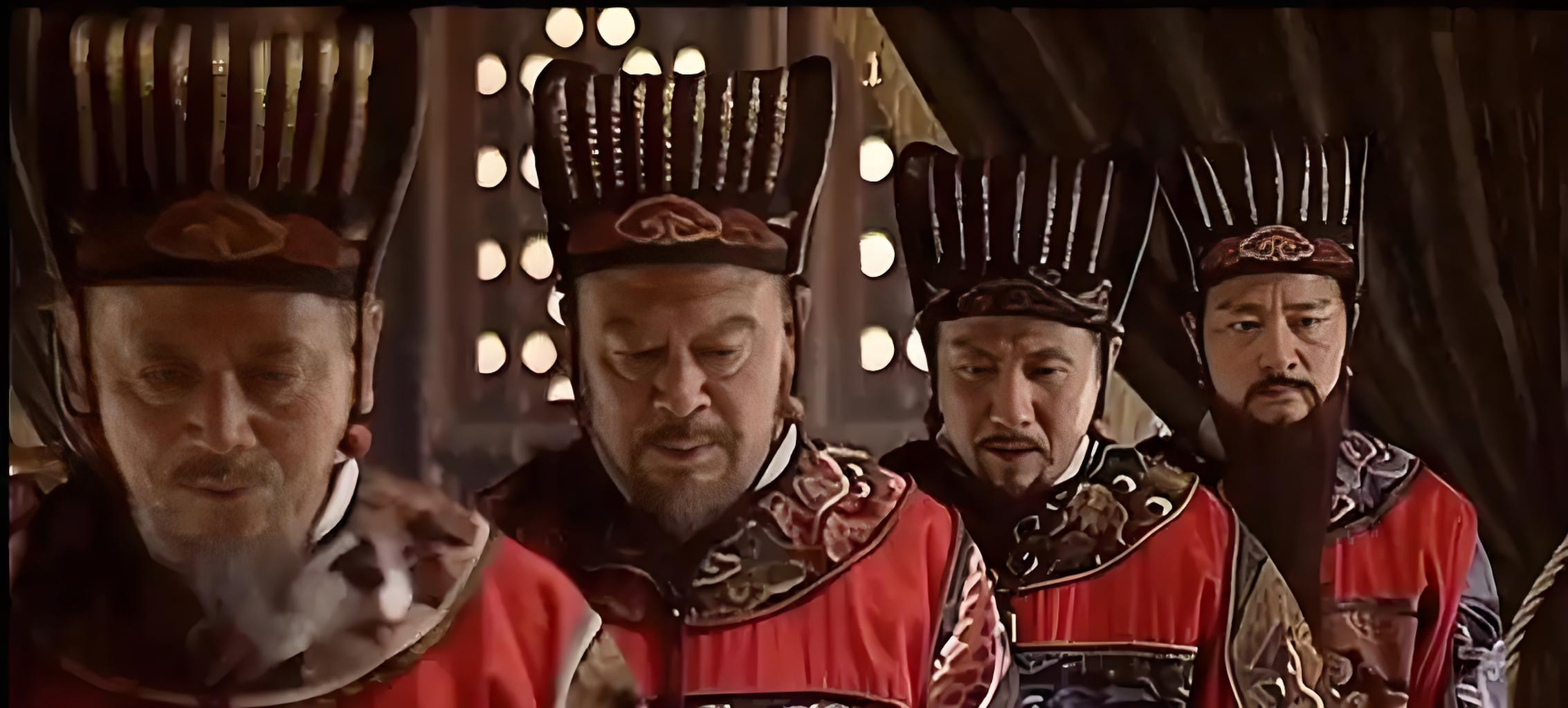 徐高争斗时，张居正到底偏向高拱还是偏向徐阶？