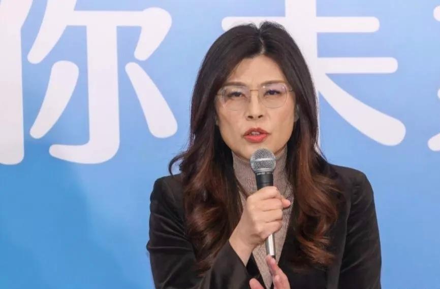 郑丽文推进“蓝白合”，公示访陆时间表3月16日，岛内政坛再次传来重磅消息。面