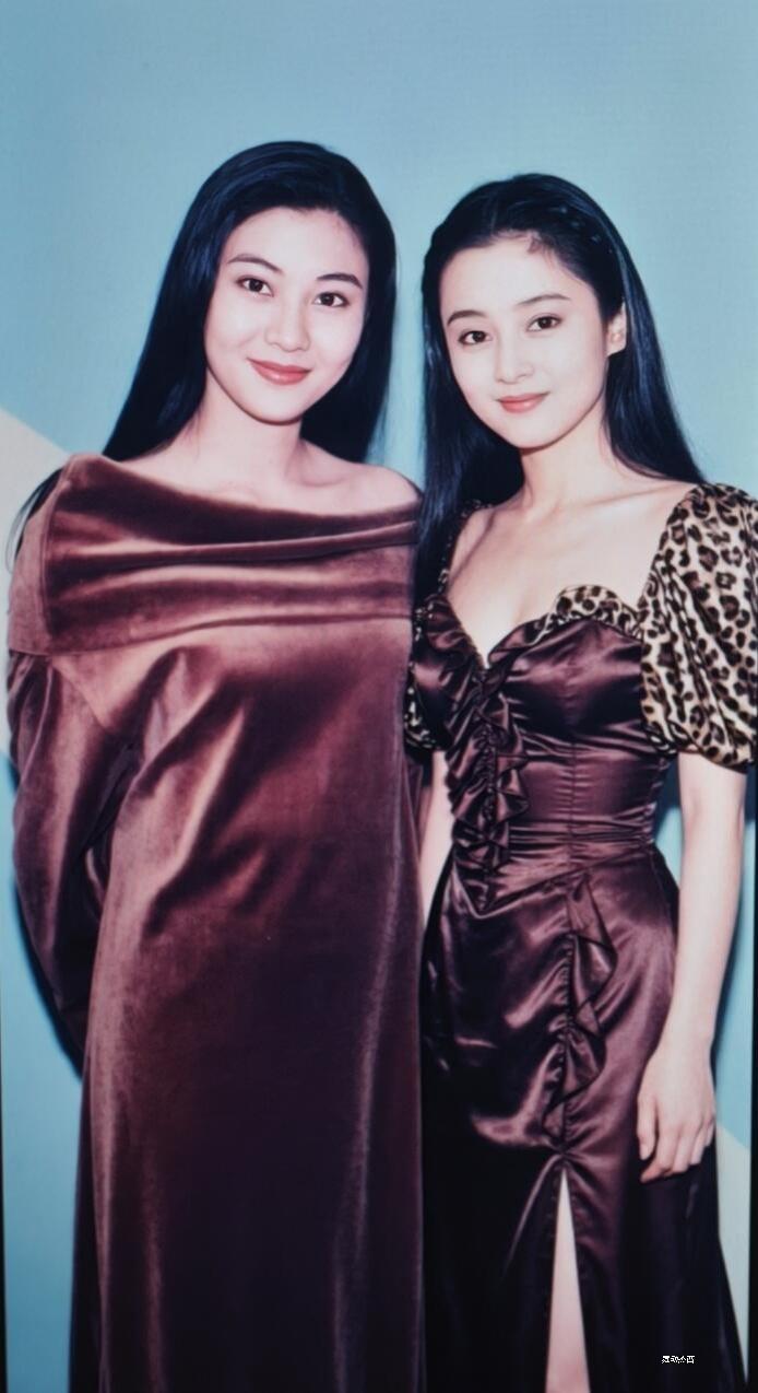 年轻时候的陈红，谁合影谁败顶美相遇谁更胜一筹美女女神陈红