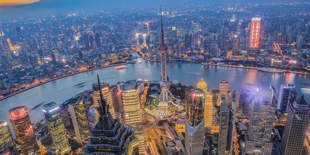 同样是100平的房子，北京卖800万，成都才200万，中间差出来的600万，够普