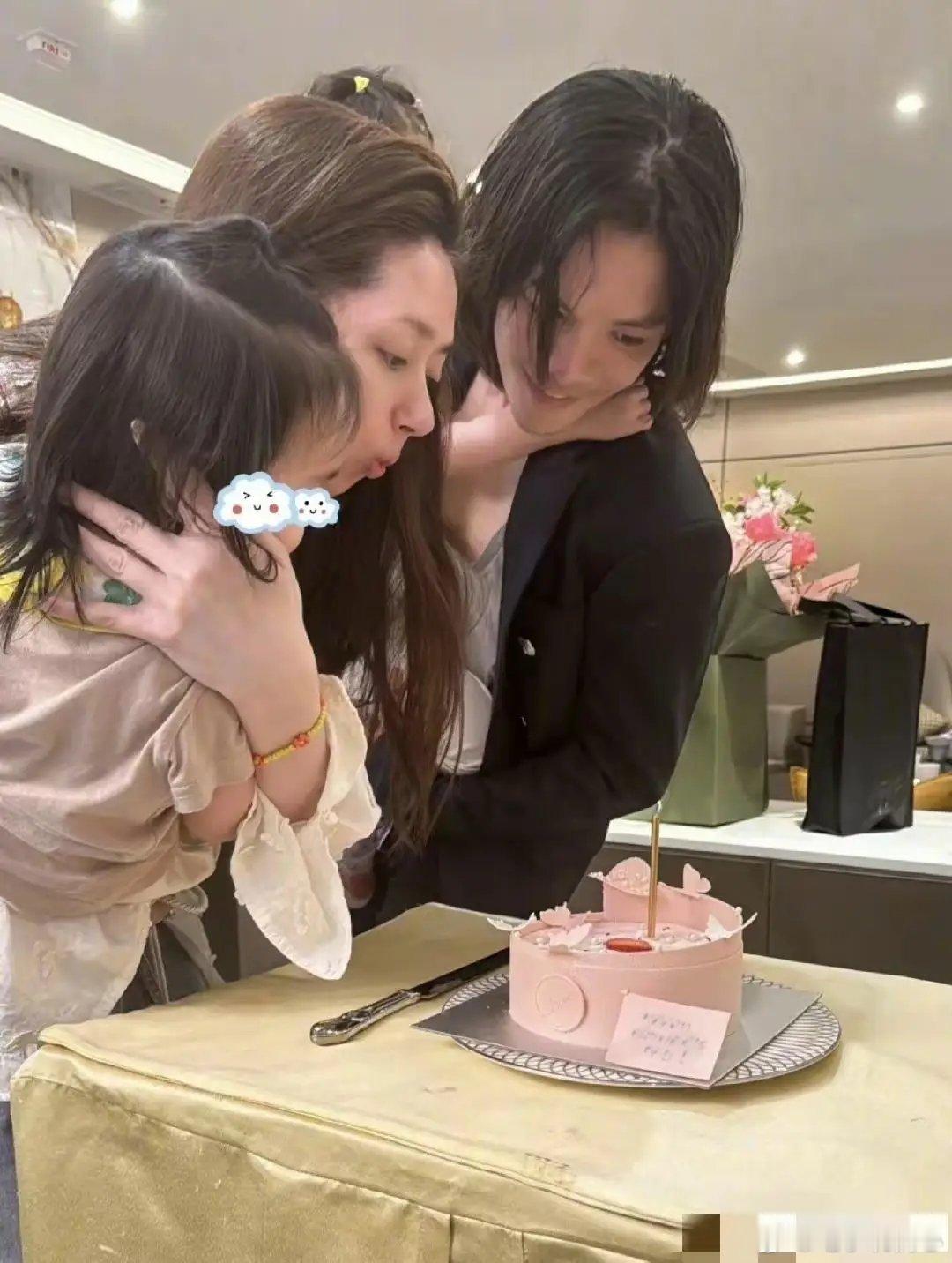 向佐顾着p自己，却忘p老婆，郭碧婷硬生生被她老公搞成外星人了