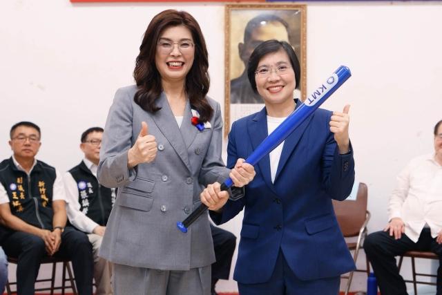 烂泥扶不上墙！蓝营隐忧多　党内裂痕恐撼动选情台湾“九合一”选战进入白热化，国民