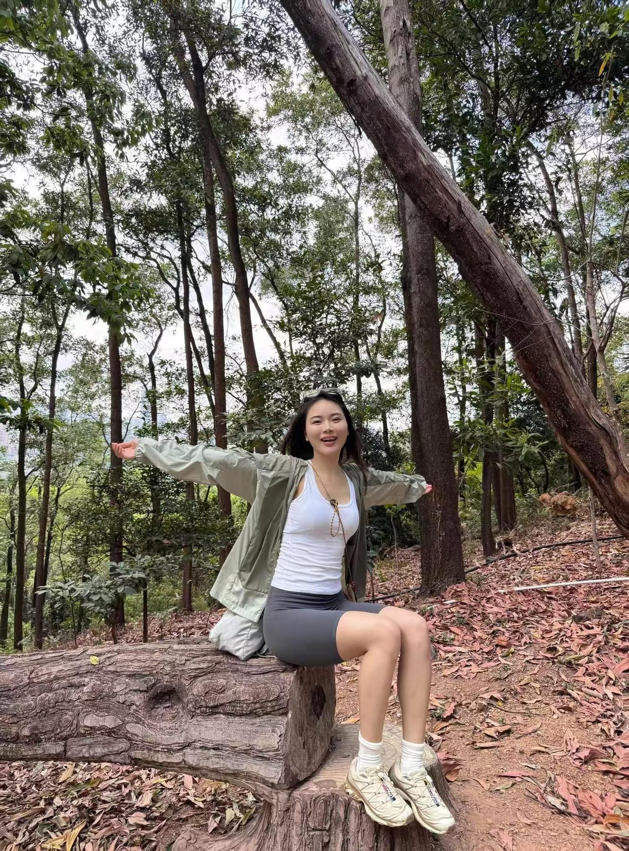 你喜欢爬山吗，