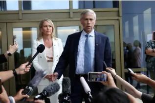 ·马杜罗，给他辩护的律师，是美国顶尖的资深大律师巴里·波拉克，这位律师，大有来头