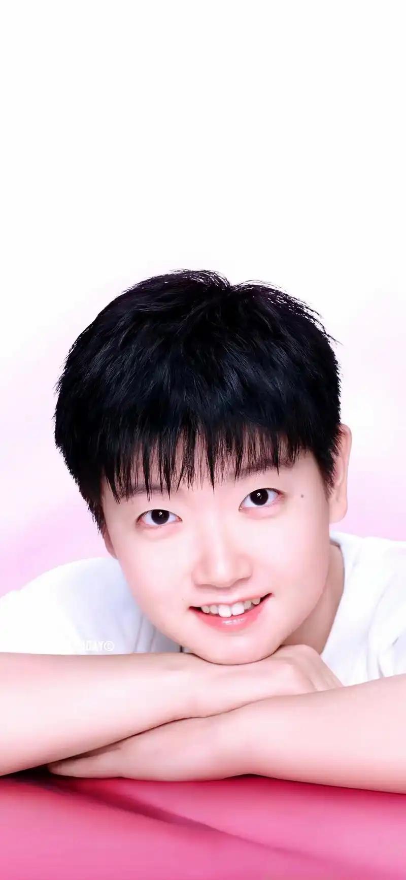 作为女单头号种子和河北队核心,孙颖莎在2025年全运会的表现备受期待。她技术全面