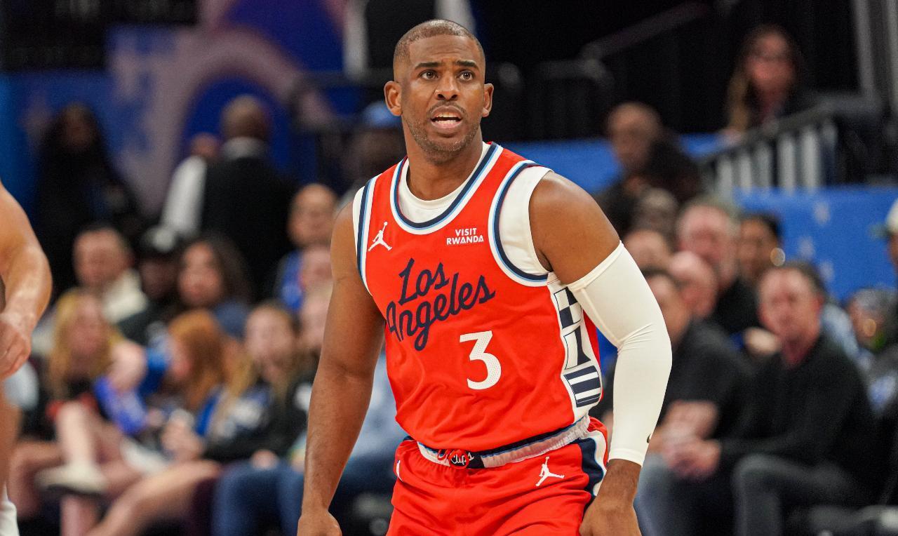 保罗被裁！湖人赶快行动。保罗与快船和平分手，湖人可以趁这个机会以老将底薪合同将其