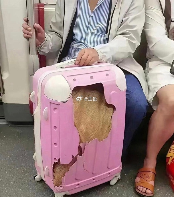 还以为是个破箱子，原来是我眼﻿瞎‎﻿了，看走眼了！‏﻿