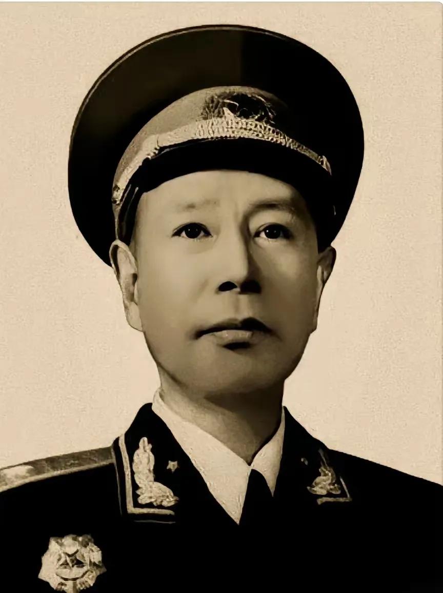 跟着粟裕从怀玉山icon杀出来的那批人，后来的结局，比电影还狠。1935年