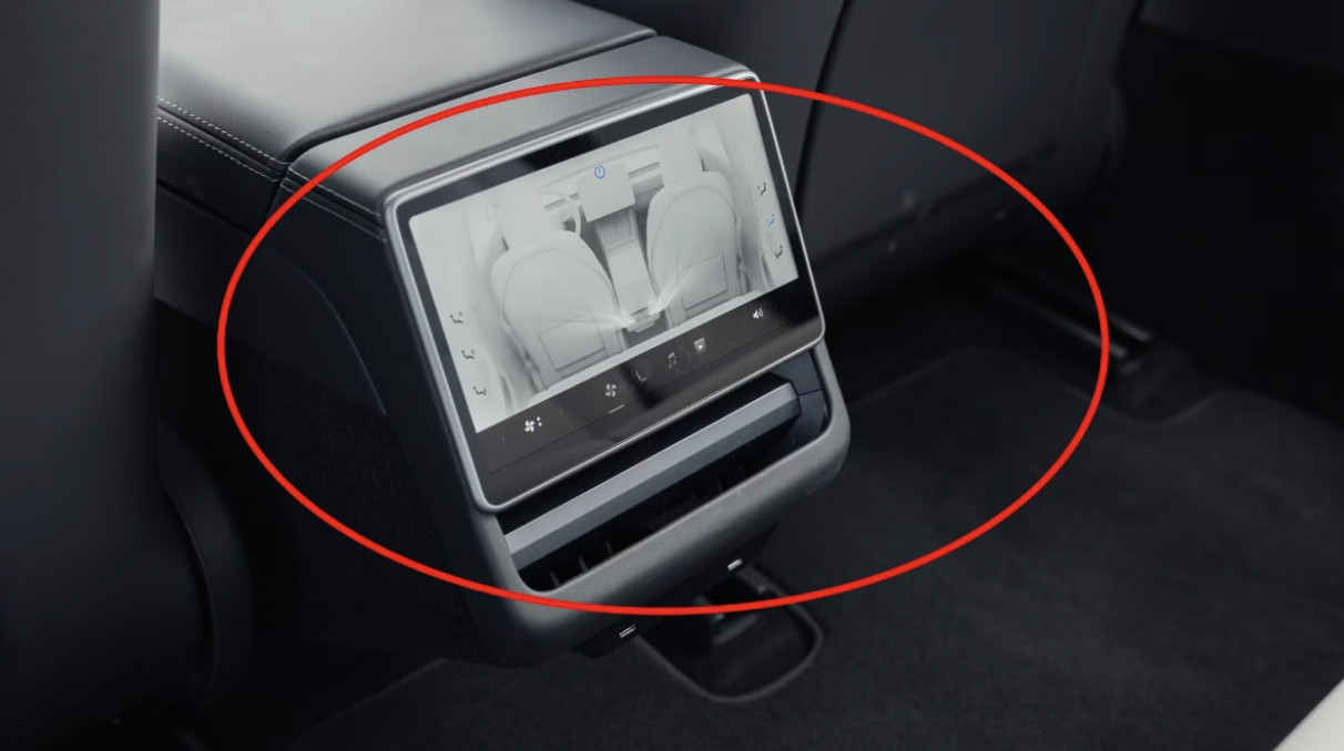 特斯拉春季更新中，有来自Robotaxi的新功能特斯拉用户发现在今年的春季更新（