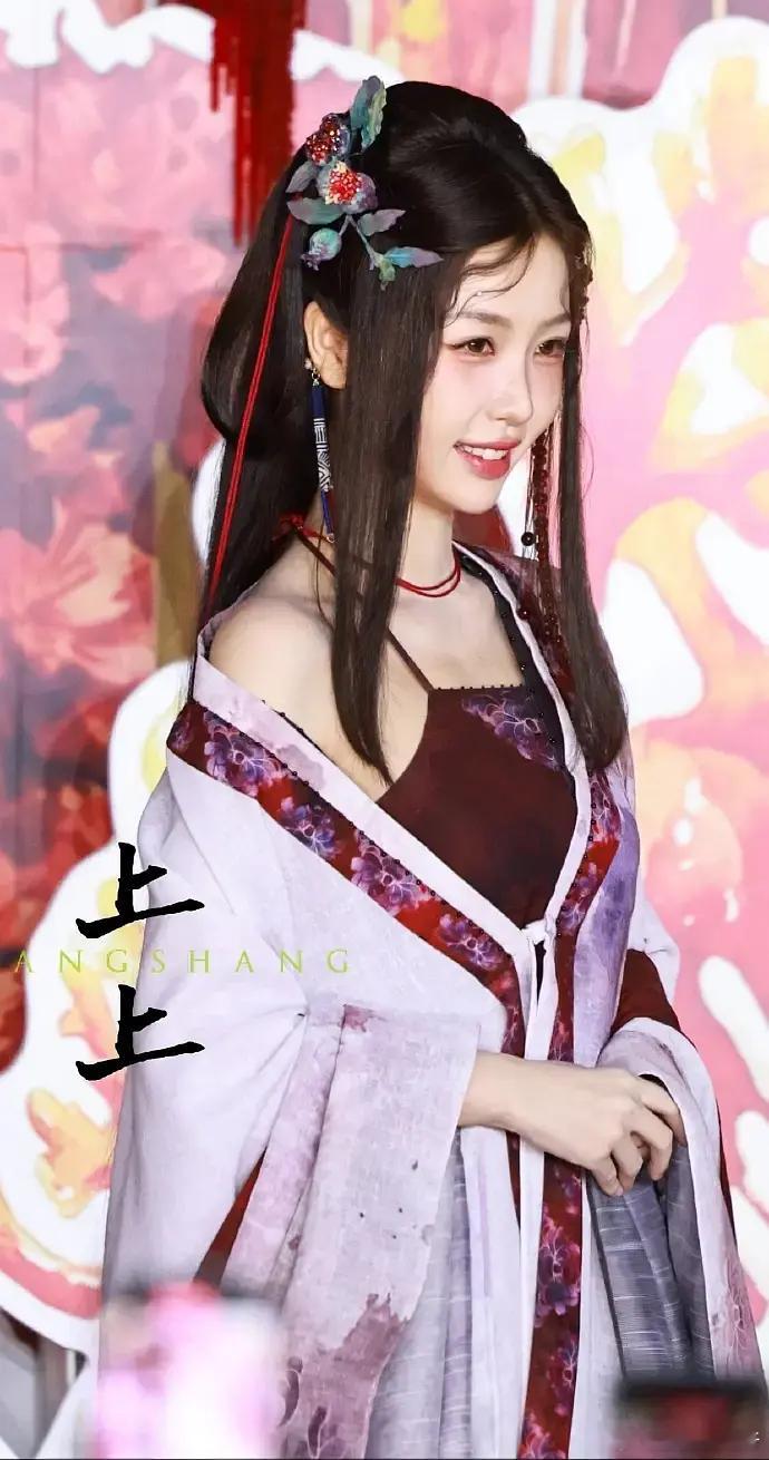 虞书欣神仙肉的定妆，看完是不是心死了？